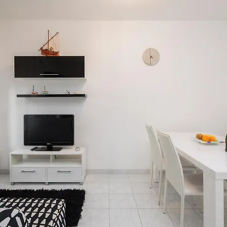 Laro - Modern&spacious Apartament Split