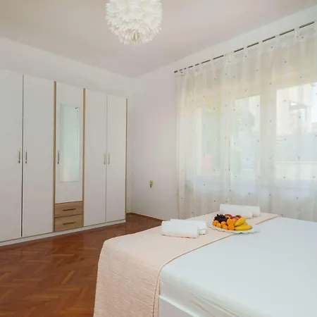 Apartamento Laro - Modern&spacious *